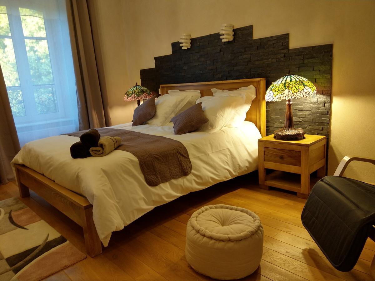Les Chambres D'Hotes De La Frissonnette Auzelles 外观 照片